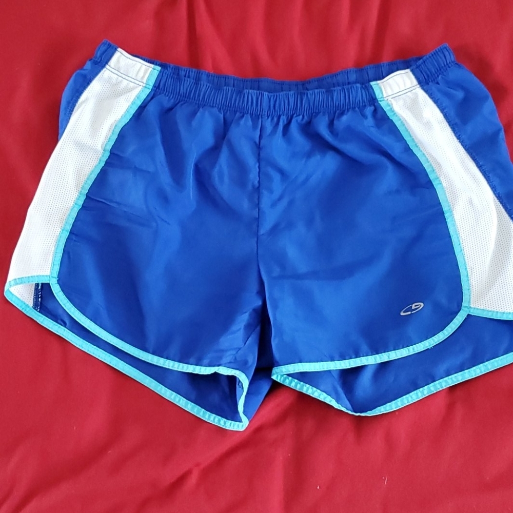 **last chance**Running shorts
